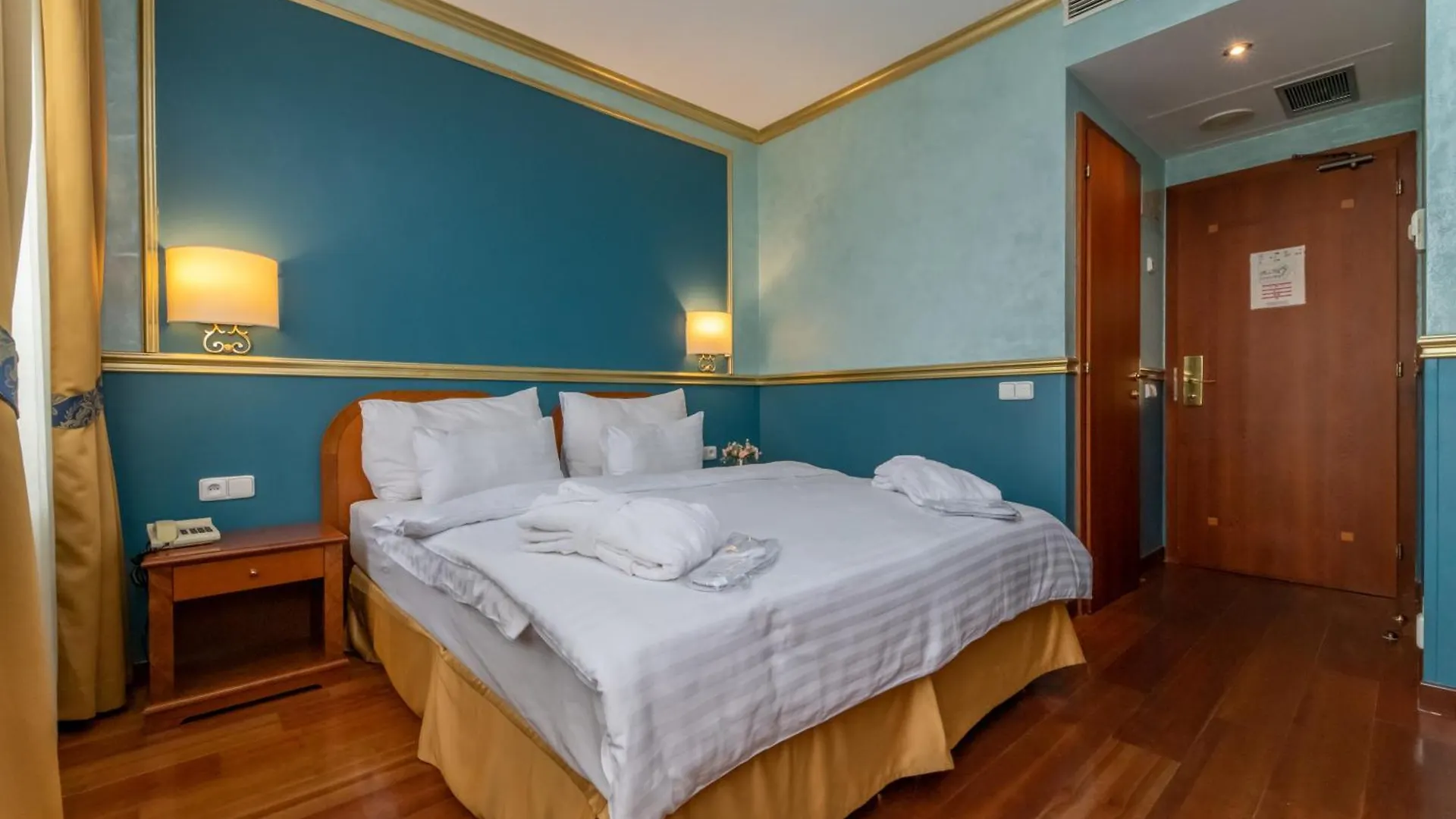 פראג Hotel Kinsky Fountain